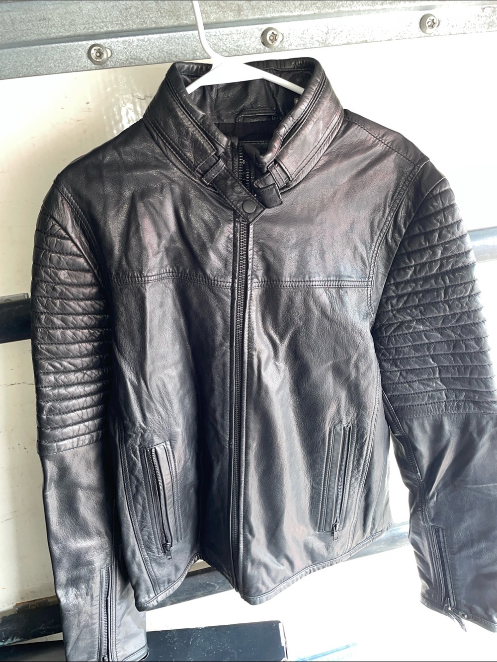 Black Rivet Men's Black Quilted-Sleeve Leather Bomber